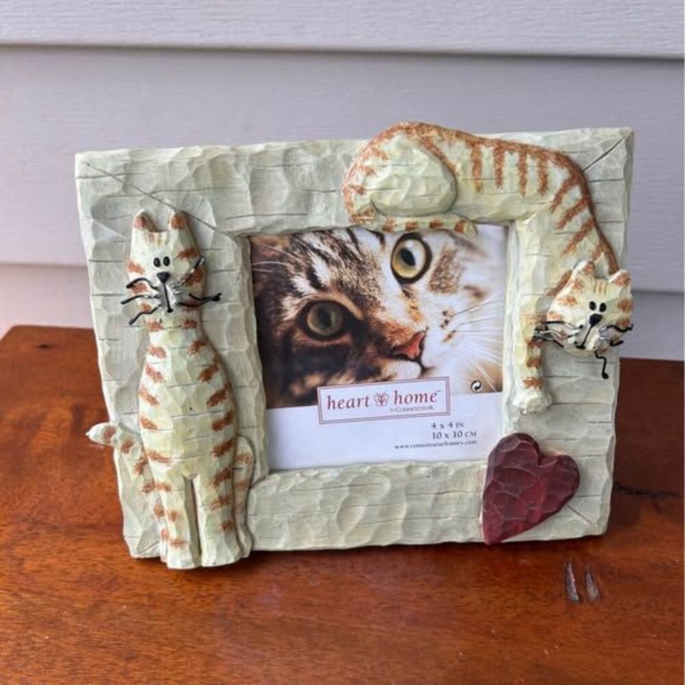 Vintage Heart & Home Birch Cats Picture Frame
